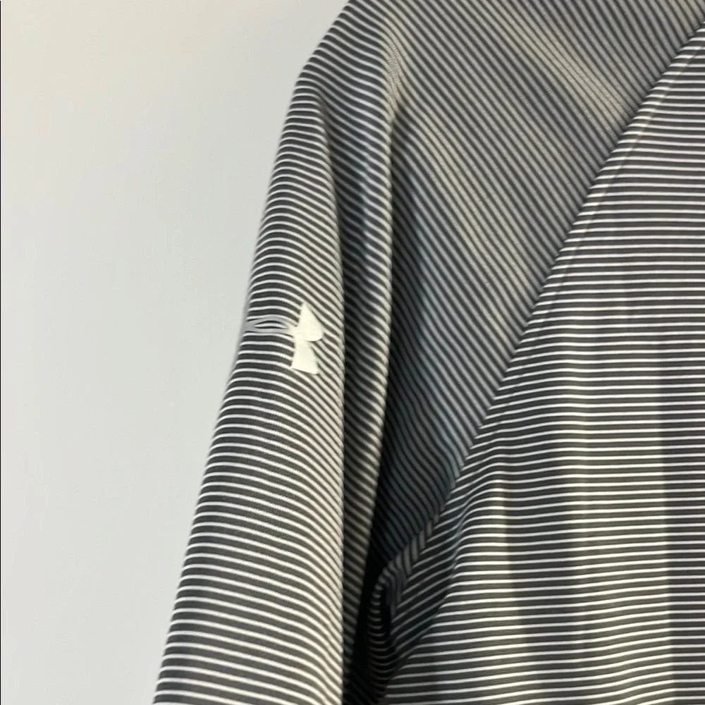 Women’s Under Armour 1/4 Quarter-Zip Pullover - Picture 3 of 4